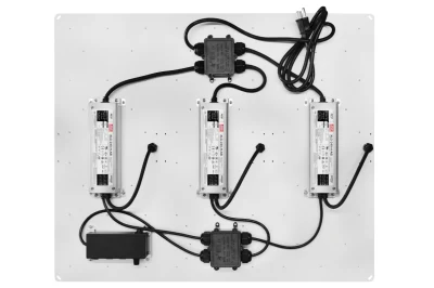 660W Quantum Board-Q 調光可能な LED 成長ライト、高 PAR/フィールドフルエンスで最高、水耕栽培用に最大 2.7 Umol/J の DLC テスト済みフルスペクトル効率